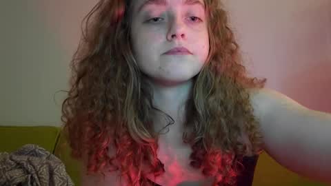 Strawberrylotsacake online show from 09-25-25, 11:41