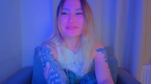 Tati and Lola online show from 03-08-26, 05:28