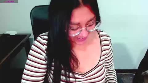 strawlux online show from 02-21-26, 02:34