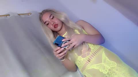 lexie online show from 12-13-24, 03:16
