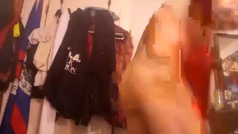 Snapshot of strictlyprofessional503 chatting on 02-18-25, 02:16 Danny online show from 02-18-25, 02:16