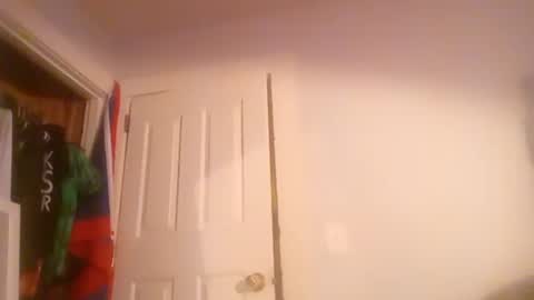 Snapshot of strictlyprofessional503 chatting on 09-17-25, 07:10 Danny online show from 09-17-25, 07:10