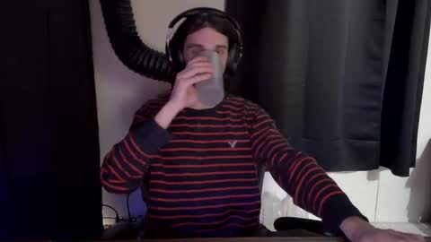 stringgreens777 online show from 02-04-26, 02:34