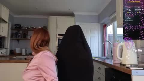 Amorina online show from 09-18-25, 09:22