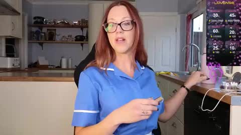 Amorina online show from 10-20-25, 03:23