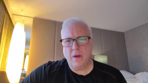 Stroking For You online show from 10-24-25, 10:22