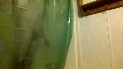 Snapshot of strokesforyou_ chatting on 12-17-25, 04:40 strokesforyou_ online show from 12-17-25, 04:40