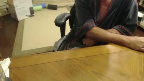 stromg2000 online show from 12-11-24, 03:58