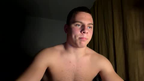 Snapshot of strong_baby chatting on 10-19-25, 05:02 Strong Baby online show from 10-19-25, 05:02