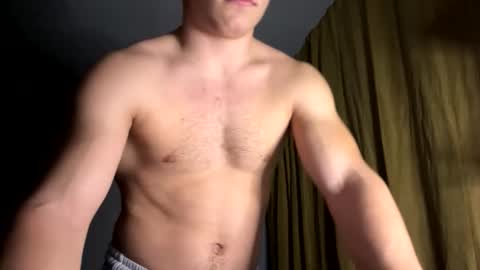 Snapshot of strong_baby chatting on 10-21-25, 07:14 Strong Baby online show from 10-21-25, 07:14