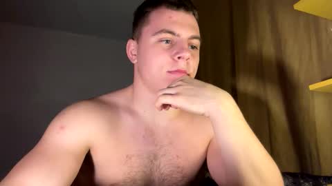 Snapshot of strong_baby chatting on 12-03-25, 11:14 Strong Baby online show from 12-03-25, 11:14