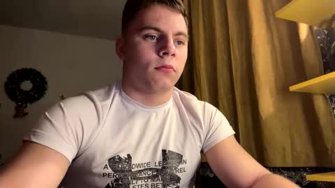 Snapshot of strong_baby chatting on 01-12-26, 10:37 Strong Baby online show from 01-12-26, 10:37