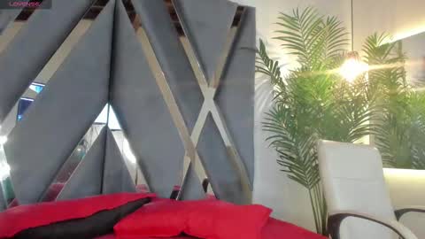Snapshot of strong_girl_ chatting on 03-10-25, 10:59 Alexa online show from 03-10-25, 10:59