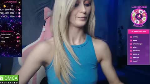 Snapshot of strongalice chatting on 04-10-26, 09:41 The best athletic body on the site online show from 04-10-26, 09:41