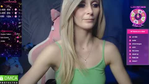 Snapshot of strongalice chatting on 04-14-26, 10:27 The best athletic body on the site online show from 04-14-26, 10:27
