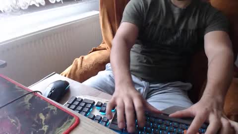 StrongCoffee online show from 09-26-25, 06:06