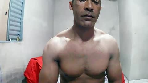 Snapshot of strongdaddyfantastic chatting on 06-15-26, 11:40 strongdaddyfantastic online show from 06-15-26, 11:40
