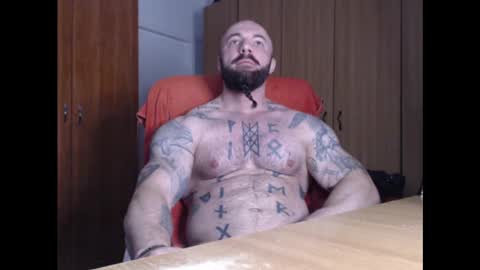 Snapshot of strongivan chatting on 12-30-24, 05:15 StrongIvan online show from 12-30-24, 05:15