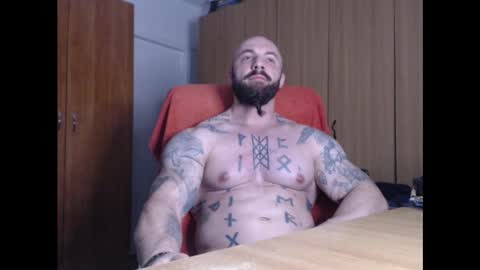 Snapshot of strongivan chatting on 01-02-25, 07:07 StrongIvan online show from 01-02-25, 07:07