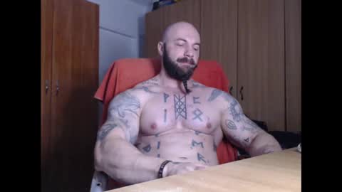 Snapshot of strongivan chatting on 01-03-25, 05:17 StrongIvan online show from 01-03-25, 05:17