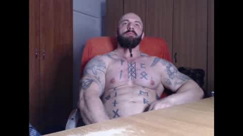 Snapshot of strongivan chatting on 01-10-25, 06:49 StrongIvan online show from 01-10-25, 06:49