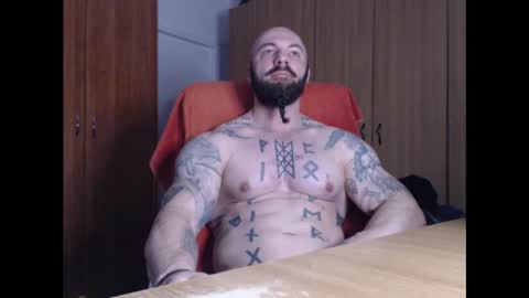 Snapshot of strongivan chatting on 02-01-25, 05:49 StrongIvan online show from 02-01-25, 05:49