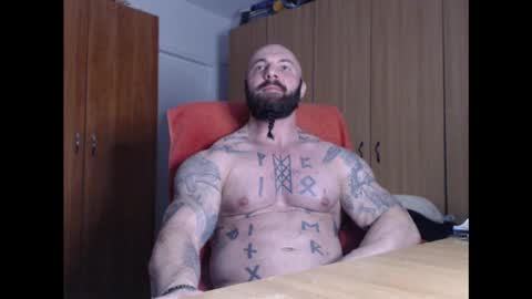 Snapshot of strongivan chatting on 02-10-25, 07:28 StrongIvan online show from 02-10-25, 07:28