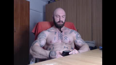 Snapshot of strongivan chatting on 02-15-25, 06:33 StrongIvan online show from 02-15-25, 06:33
