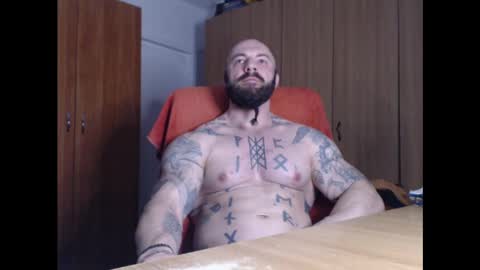 Snapshot of strongivan chatting on 03-04-25, 05:00 StrongIvan online show from 03-04-25, 05:00