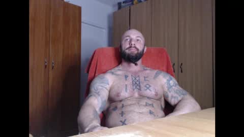 Snapshot of strongivan chatting on 04-07-26, 06:19 StrongIvan online show from 04-07-26, 06:19
