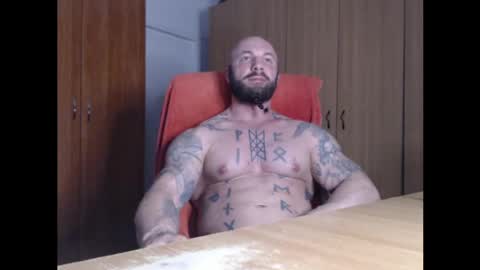 Snapshot of strongivan chatting on 04-13-26, 06:02 StrongIvan online show from 04-13-26, 06:02