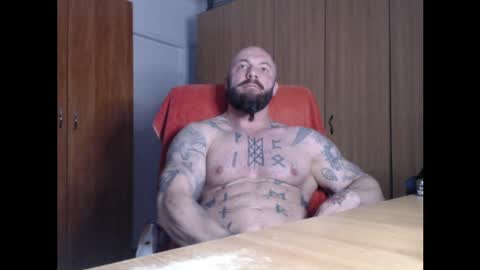 Snapshot of strongivan chatting on 05-02-26, 05:01 StrongIvan online show from 05-02-26, 05:01