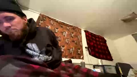 Snapshot of strumie3534336684 chatting on 11-17-25, 05:24 strumie3534336684 online show from 11-17-25, 05:24