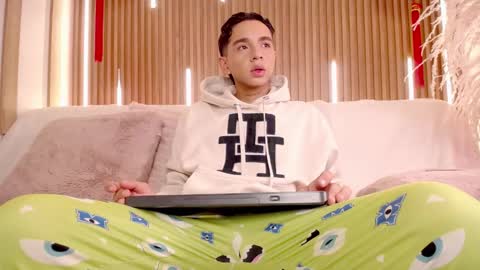 STUART online show from 02-02-26, 08:29