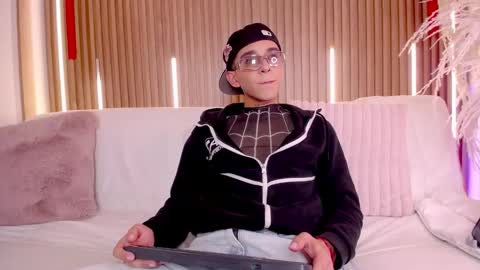 STUART online show from 02-05-26, 08:24