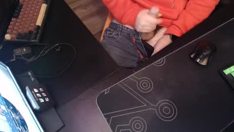 stud69861714 online show from 12-11-24, 07:09