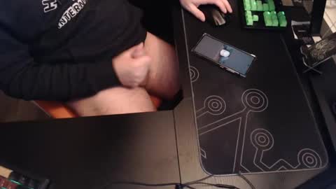 stud69861714 online show from 12-29-24, 06:56