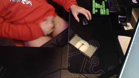 stud69861714 online show from 03-07-25, 06:24