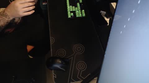 stud69861714 online show from 09-20-25, 07:42