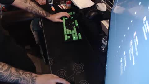 stud69861714 online show from 01-10-26, 06:26