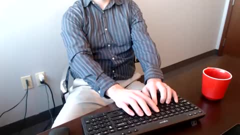 Snapshot of studbro41 chatting on 03-11-25, 04:40 studbro41 online show from 03-11-25, 04:40