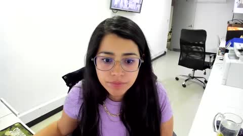 Snapshot of studcb_ chatting on 01-30-25, 02:06 studcb_ online show from 01-30-25, 02:06