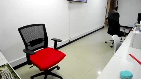 Snapshot of studcb_ chatting on 01-31-25, 12:17 studcb_ online show from 01-31-25, 12:17