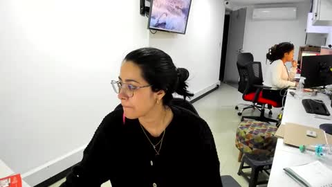 Snapshot of studcb_ chatting on 02-05-25, 11:39 studcb_ online show from 02-05-25, 11:39