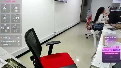 Snapshot of studcb_ chatting on 02-26-25, 10:53 studcb_ online show from 02-26-25, 10:53