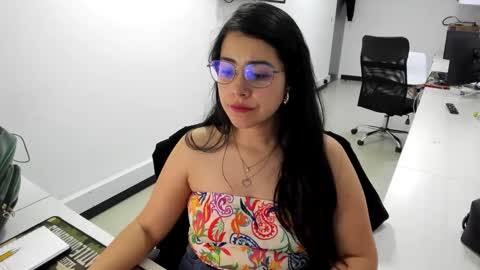 Snapshot of studcb_ chatting on 03-08-25, 05:59 studcb_ online show from 03-08-25, 05:59