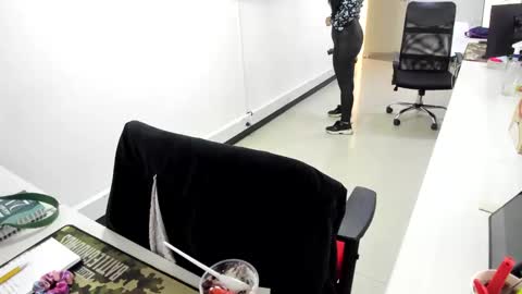 Snapshot of studcb_ chatting on 03-08-25, 05:11 studcb_ online show from 03-08-25, 05:11