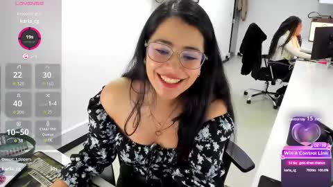 Snapshot of studcb_ chatting on 03-08-25, 11:18 studcb_ online show from 03-08-25, 11:18