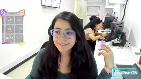 Snapshot of studcb_ chatting on 09-12-25, 08:53 studcb_ online show from 09-12-25, 08:53