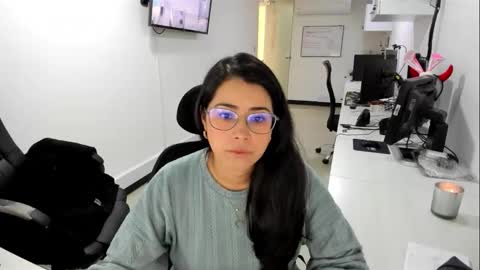 Snapshot of studcb_ chatting on 10-19-25, 08:53 studcb_ online show from 10-19-25, 08:53